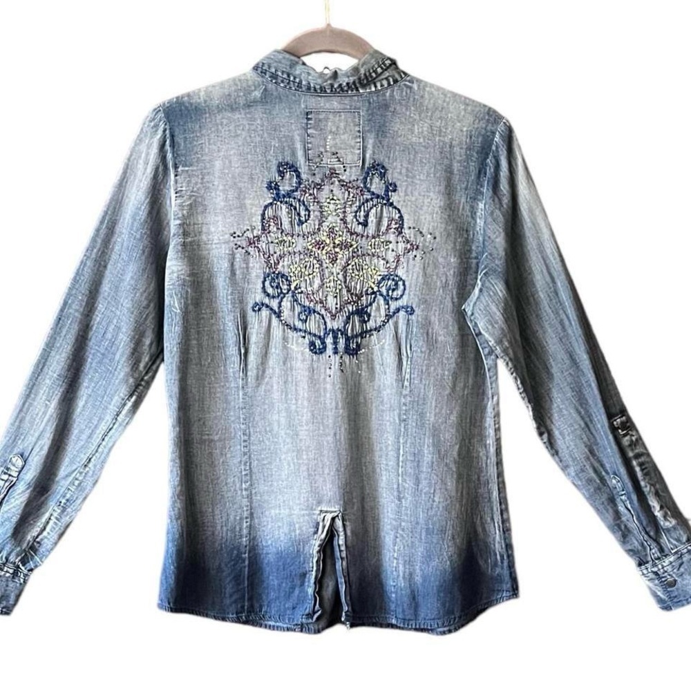 Blue Ombré  chambray Embroidered and Rhinestone Button up Shirt. Size medium - Picture 2 of 4